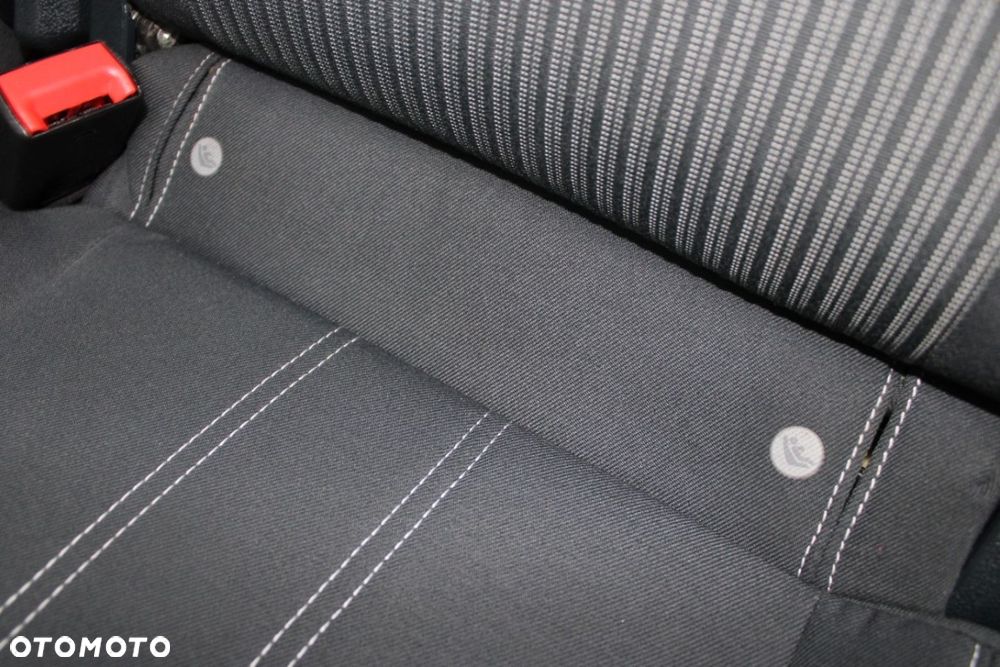 Ford C-MAX 1.6 Titanium - 25