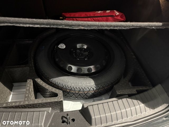 Dacia Duster 1.6 Full Hybrid 140 Journey MMT - 10