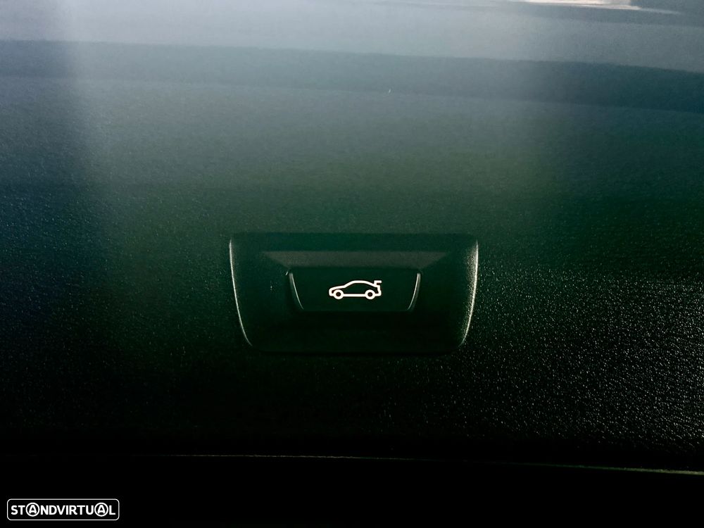 BMW X1 16 d sDrive Advantage - 33