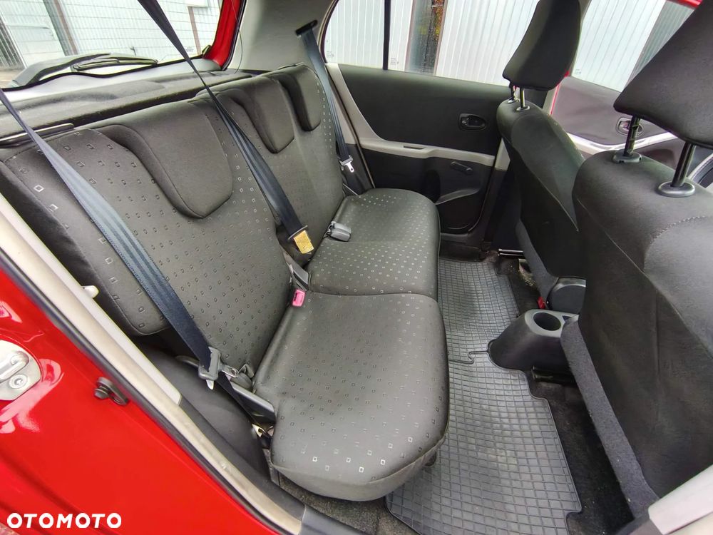 Toyota Yaris 1.3 Luna A/C - 14