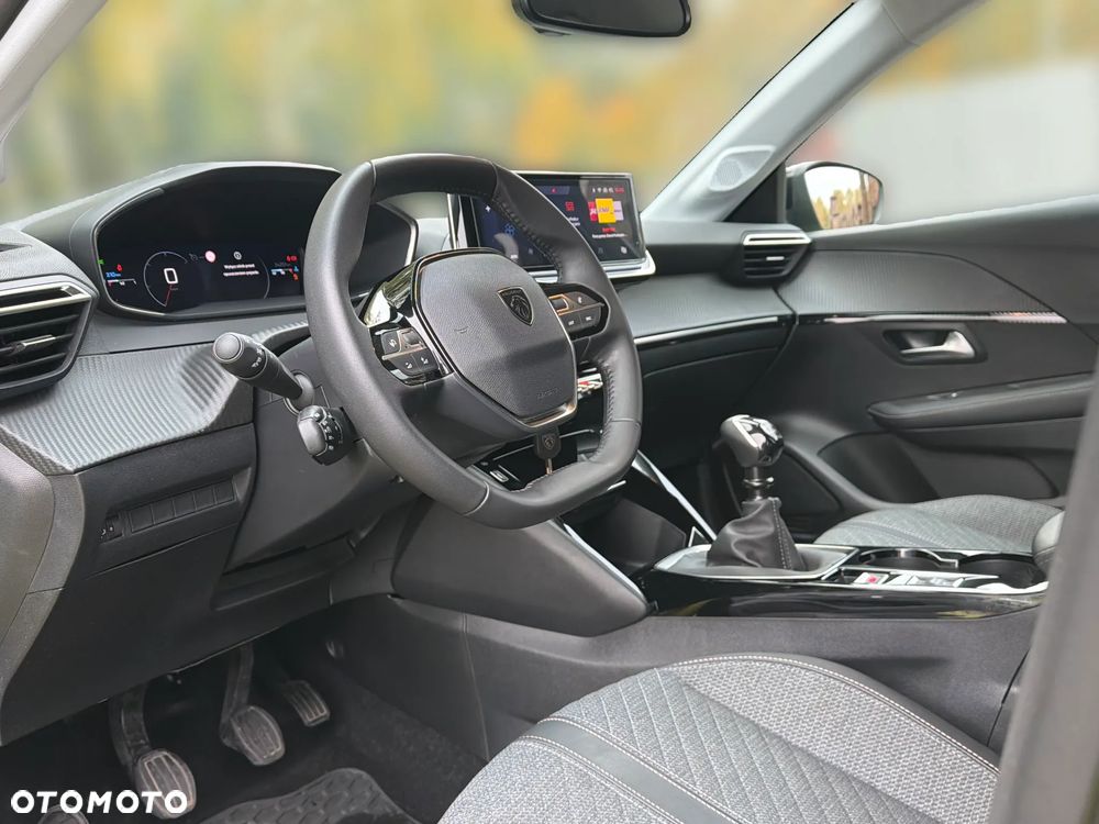 Peugeot 208 1.2 T Allure S&S - 15
