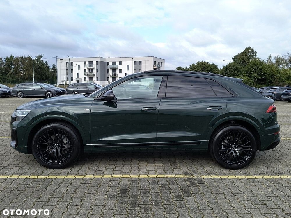 Audi Q8 - 10