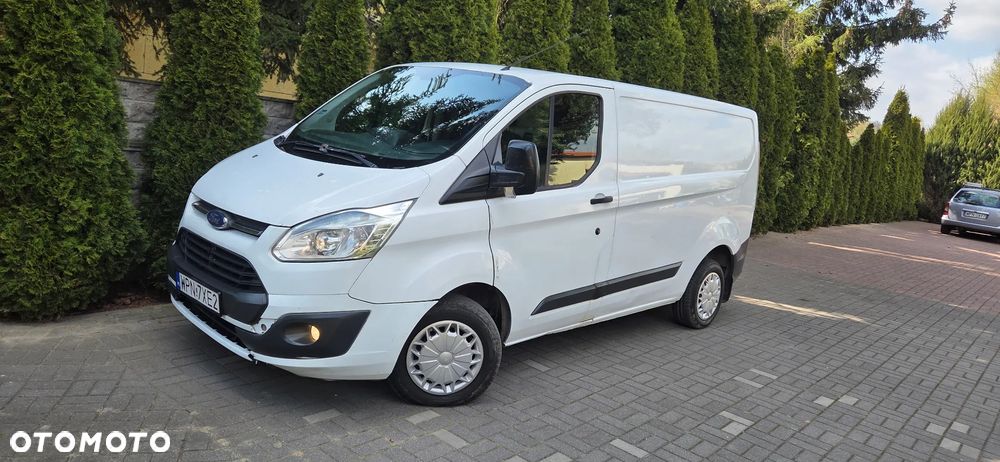 Ford TRANSIT CUSTOM - 17