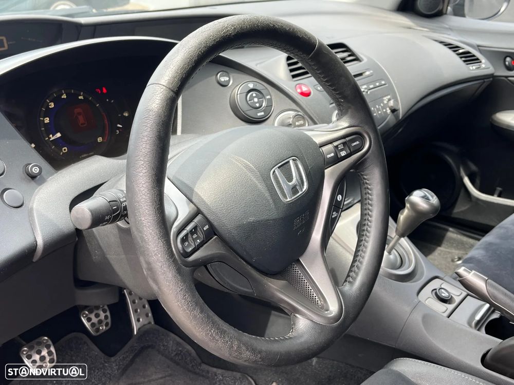Honda Civic 1.4 i-VTEC Sport Edition - 14