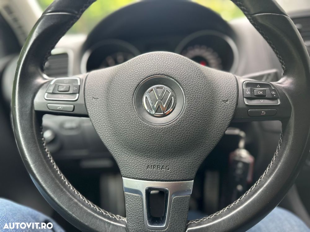 Volkswagen Golf - 15