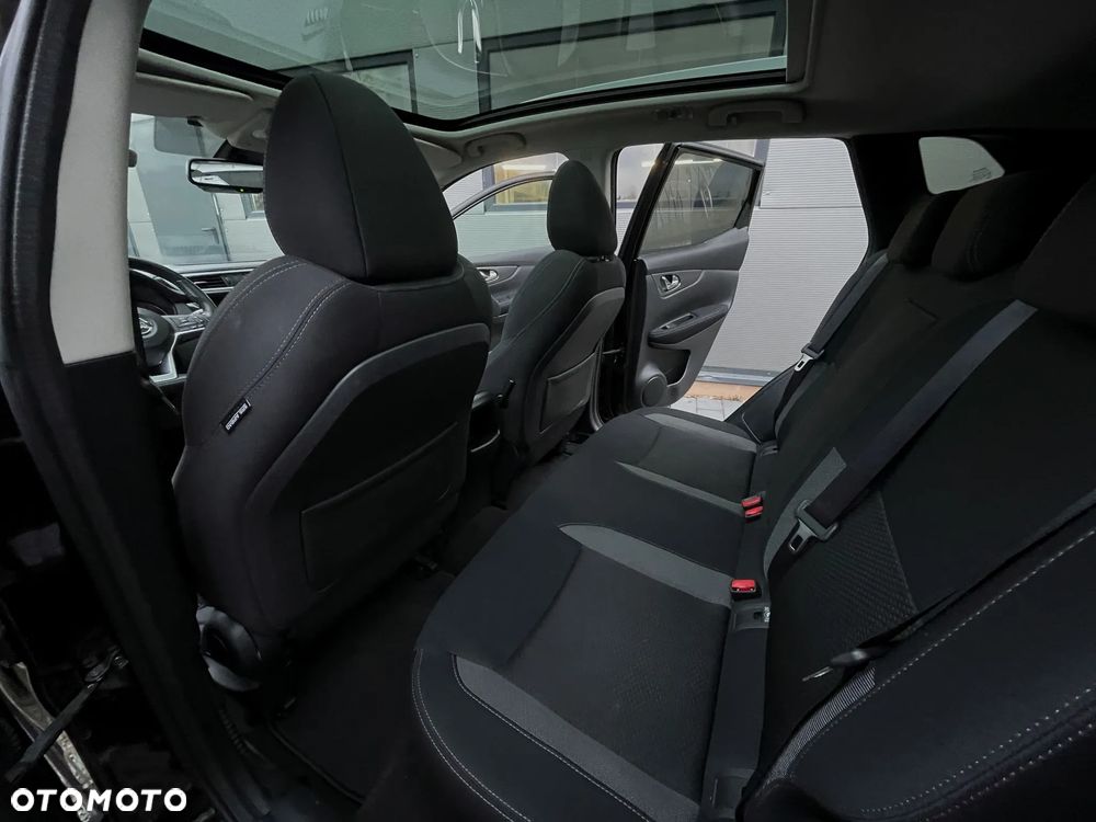 Nissan Qashqai 1.2 DIG-T N-Connecta EU6 - 21