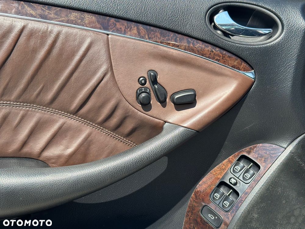 Mercedes-Benz CLK Coupe 220 CDI Automatik Elegance - 22