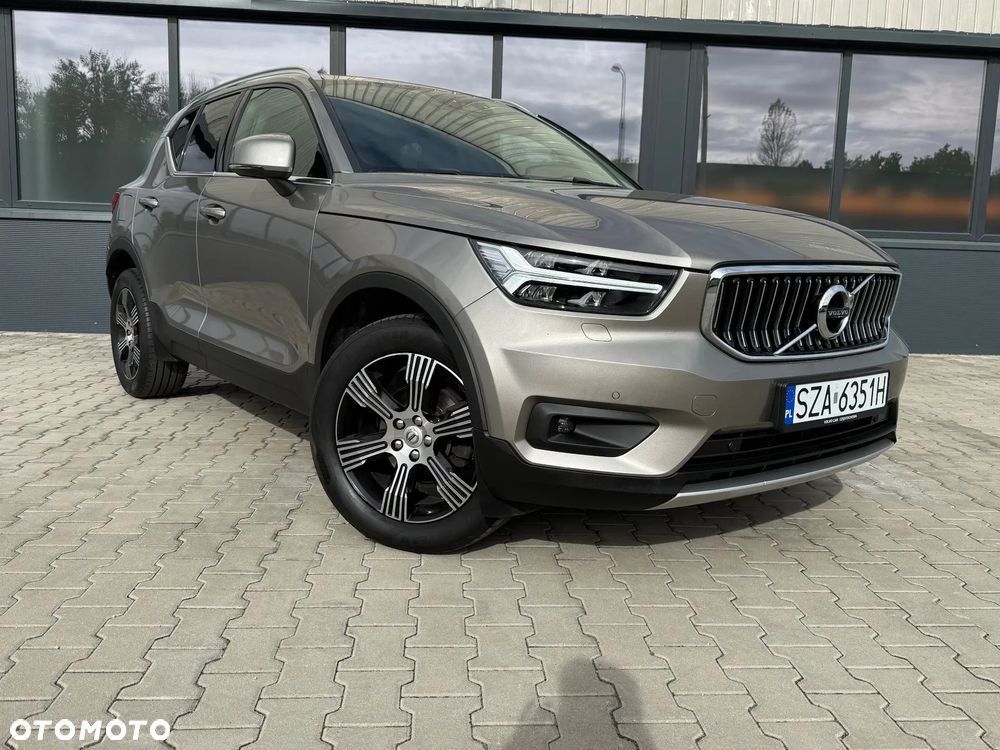 Volvo XC 40 - 35