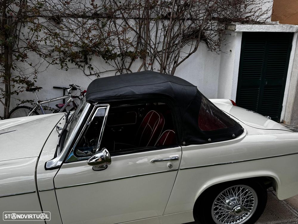 MG Midget - 9