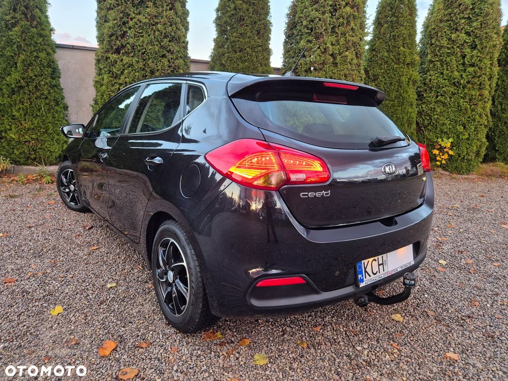 Kia Ceed 1.6 GDI Edition 7 - 31