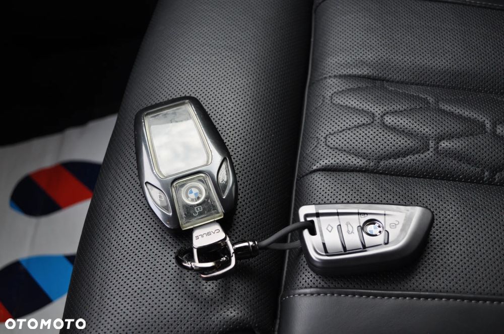 BMW X5 xDrive30d - 36