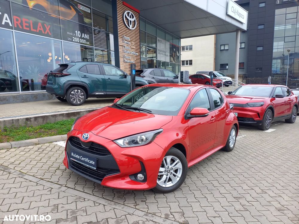 Toyota Yaris 1.5 VVT-i HSD Dynamic - 1