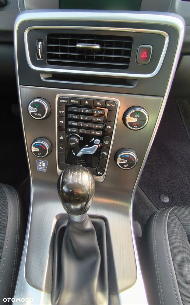 Volvo V60 - 29