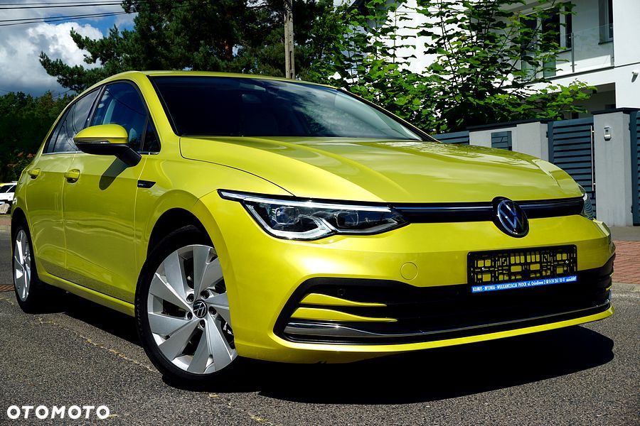 Volkswagen Golf - 8
