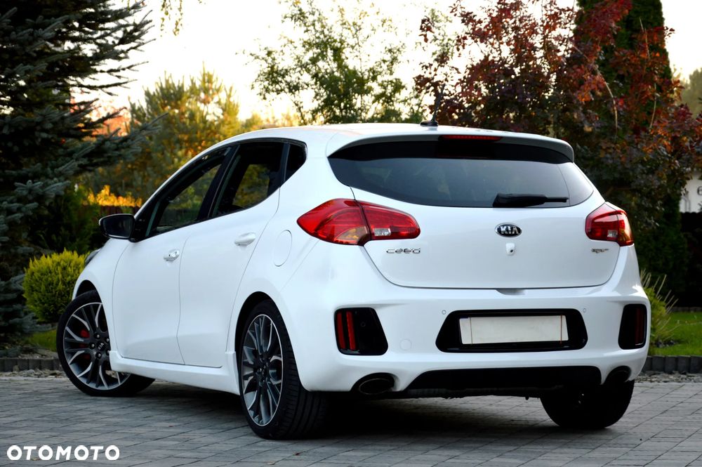 Kia Ceed 1.6 T-GDI GT-Challenge - 9