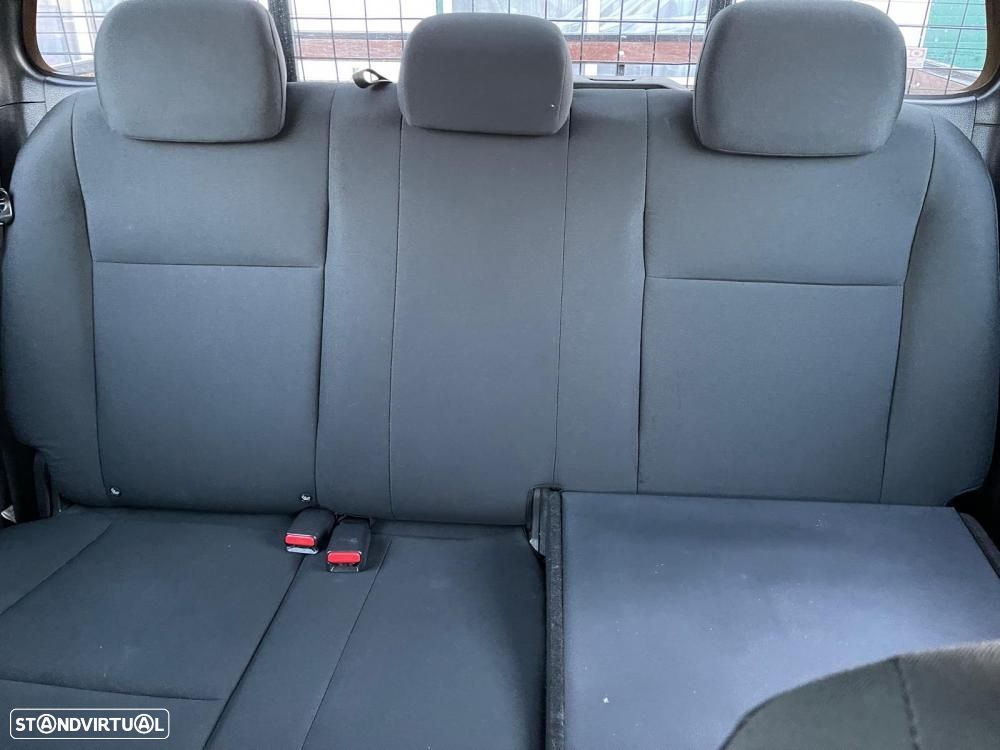 Isuzu D-Max D-MAX II 1.9DDI (163CV) - 18