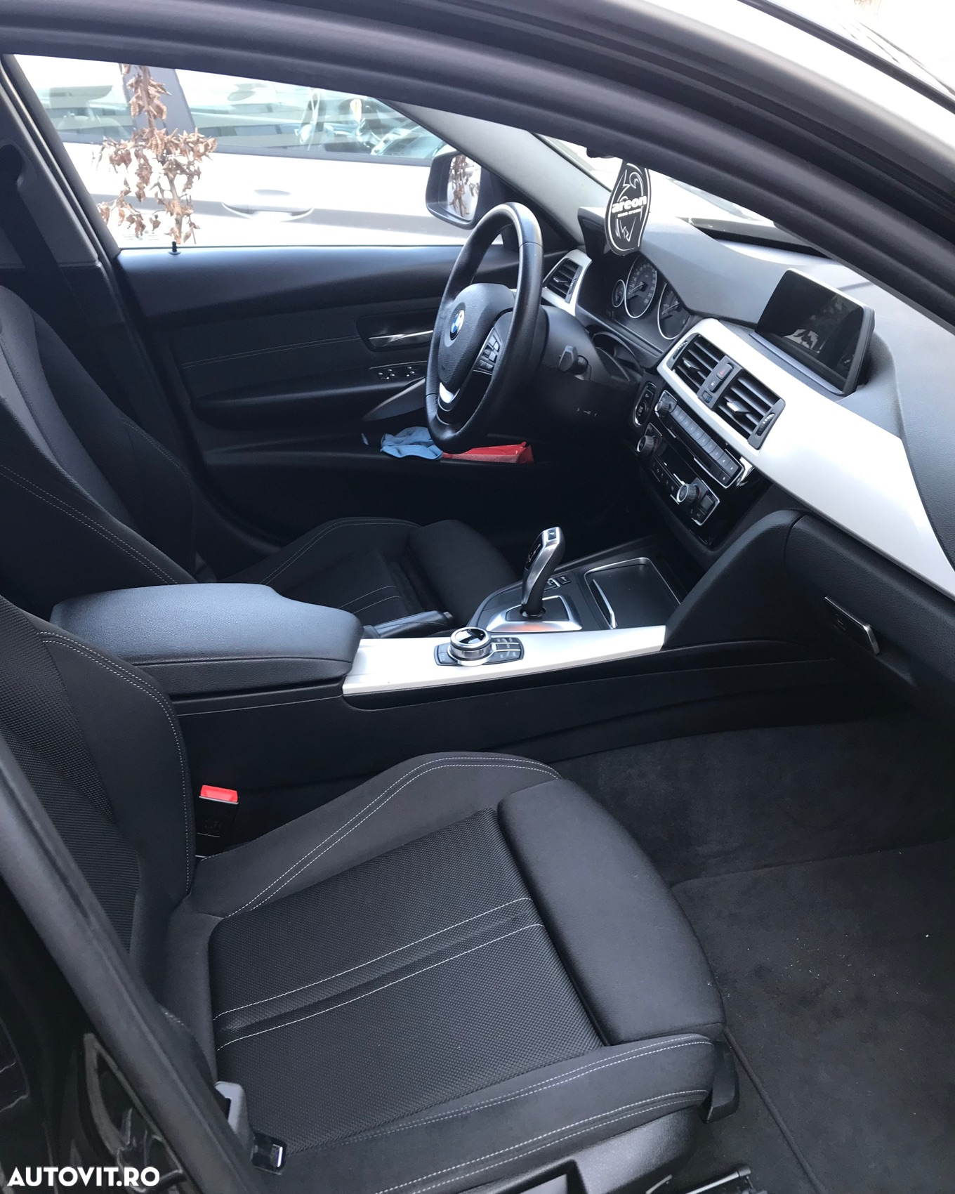 BMW Seria 3 320d Efficient Dynamic Edition Aut. - 13