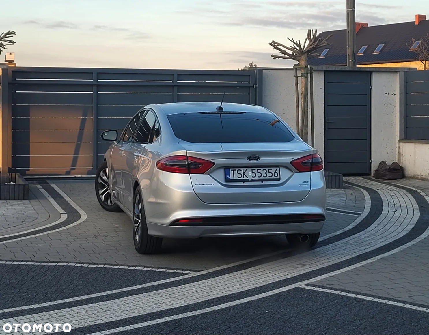 Ford Fusion - 11