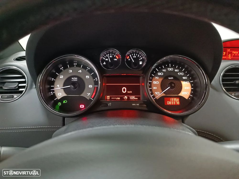 Peugeot RCZ 1.6 200 THP Onyx - 25