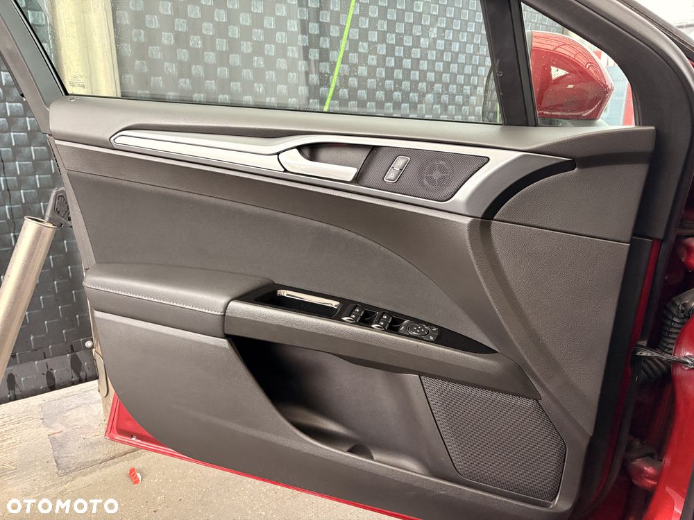 Ford Mondeo 1.5 EcoBoost Trend - 10