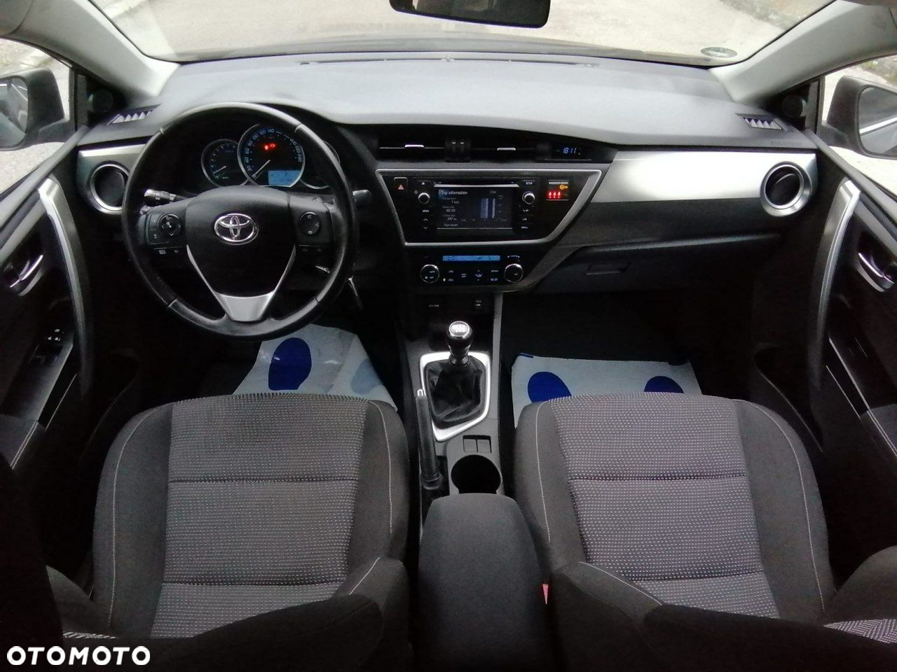 Toyota Auris - 5