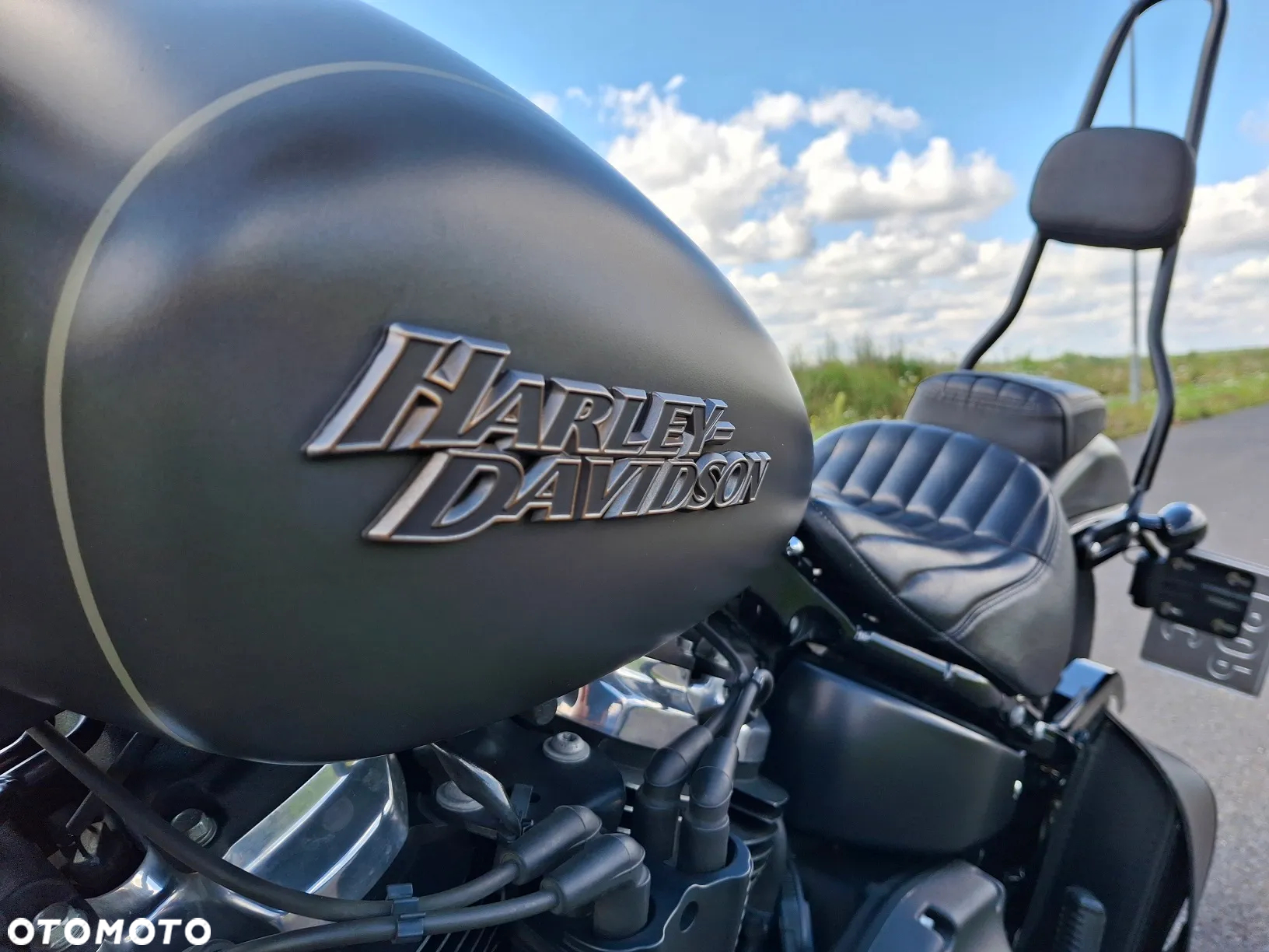 Harley-Davidson Softail Street Bob - 7