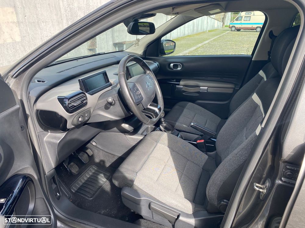 Citroën C4 Cactus 1.2 PureTech Shine - 13