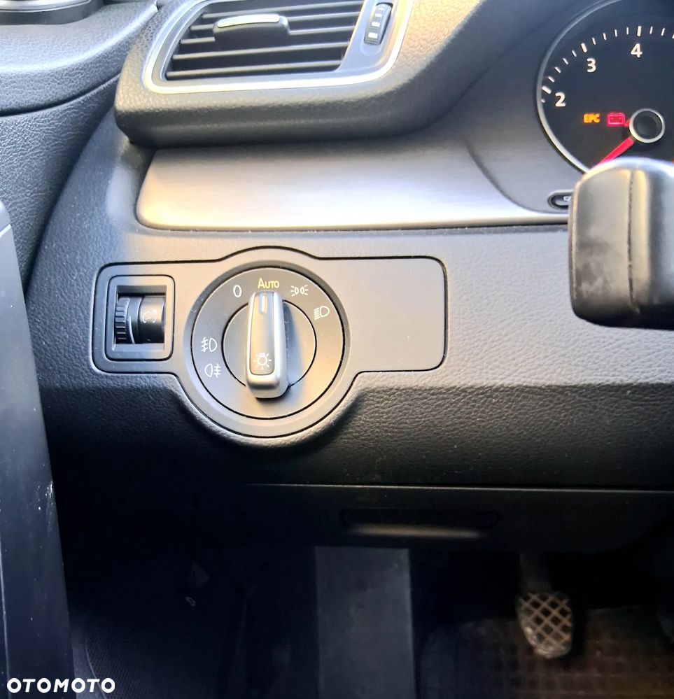 Volkswagen Passat 2.0 TSI Highline - 17