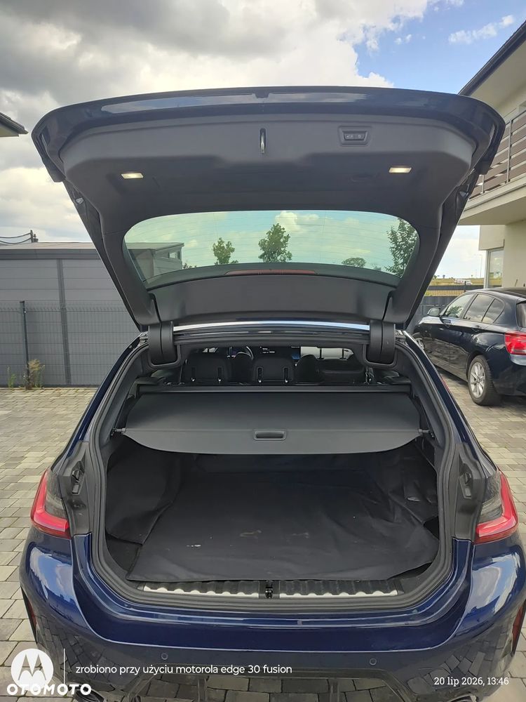 BMW Seria 3 320d xDrive - 14