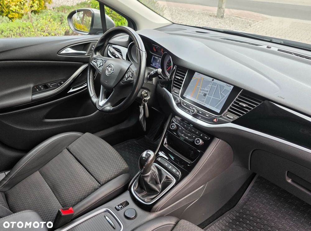 Opel Astra 1.4 Turbo Innovation - 14