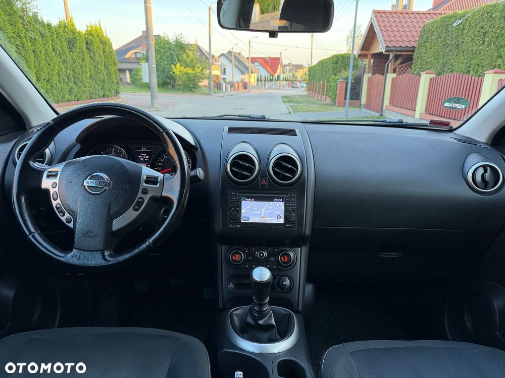 Nissan Qashqai 1.5 dCi TEKNA - 26