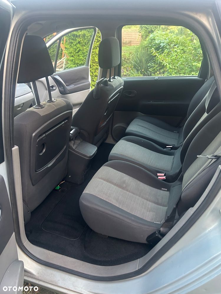 Renault Scenic 1.9 dCi Exception - 6