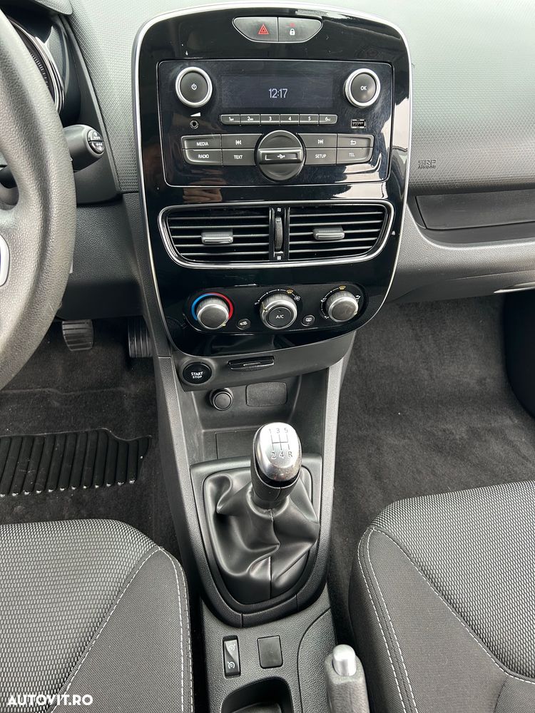 Renault Clio - 15