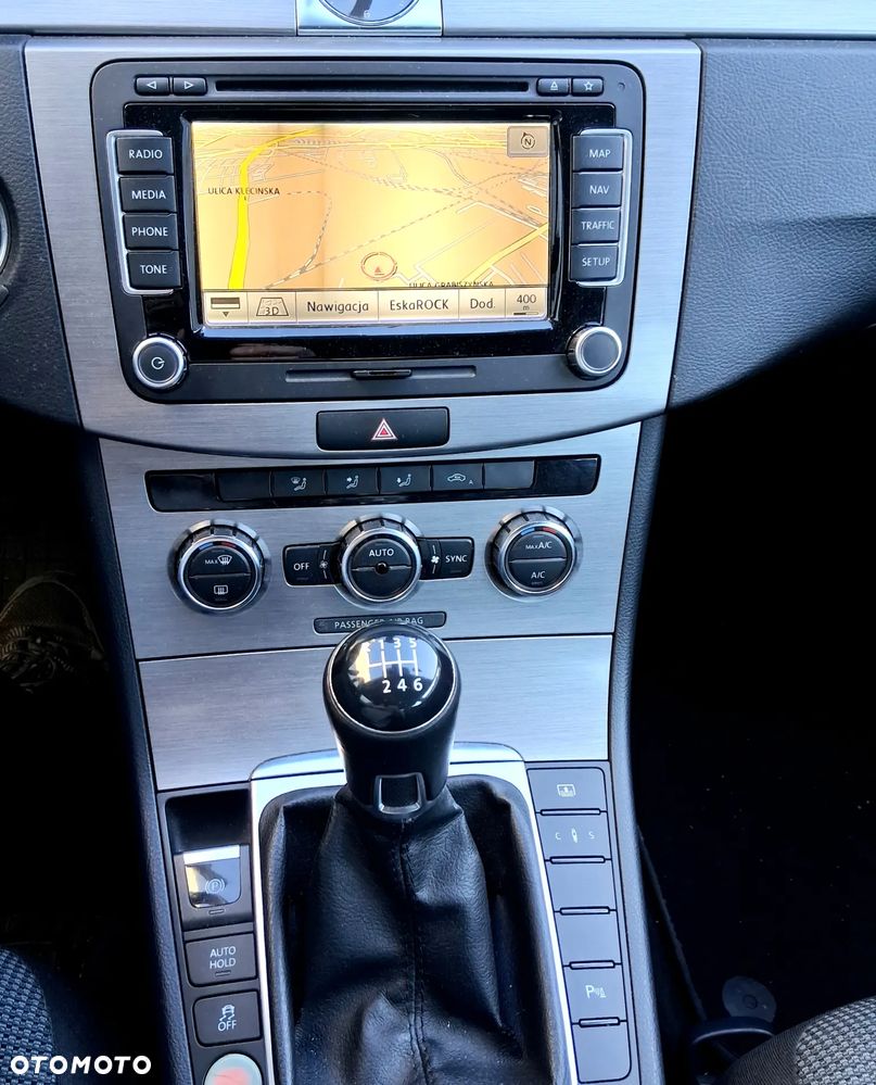 Volkswagen Passat 2.0 TSI Highline - 15