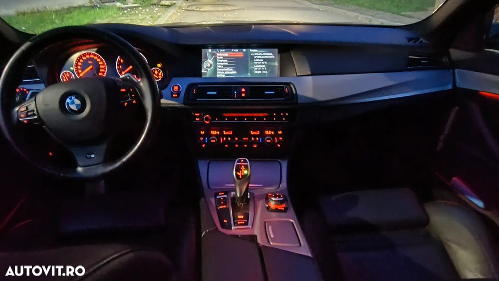 BMW Seria 5 520i Sport-Aut. - 9