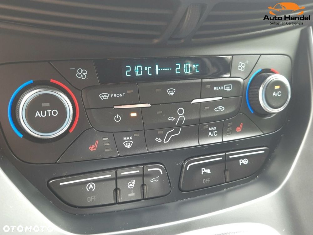 Ford Kuga 1.5 EcoBoost 2x4 ST-Line - 39
