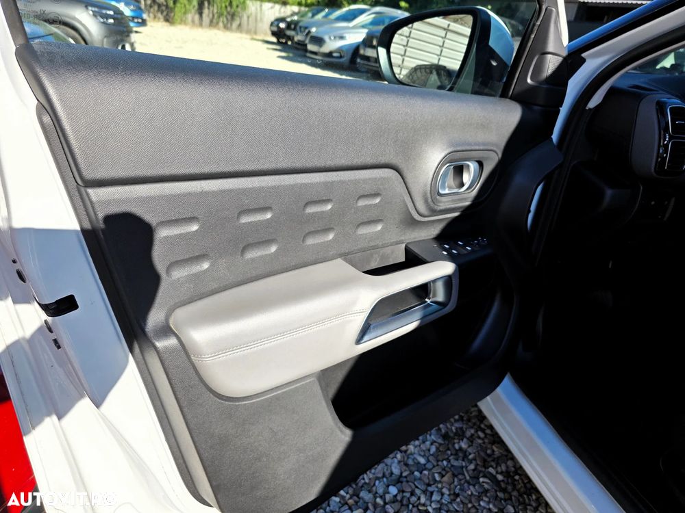 Citroën C5 Aircross 1.6 Hybrid FWD 225 EAT8 Shine - 22
