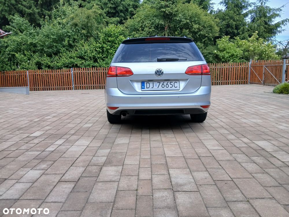 Volkswagen Golf - 8