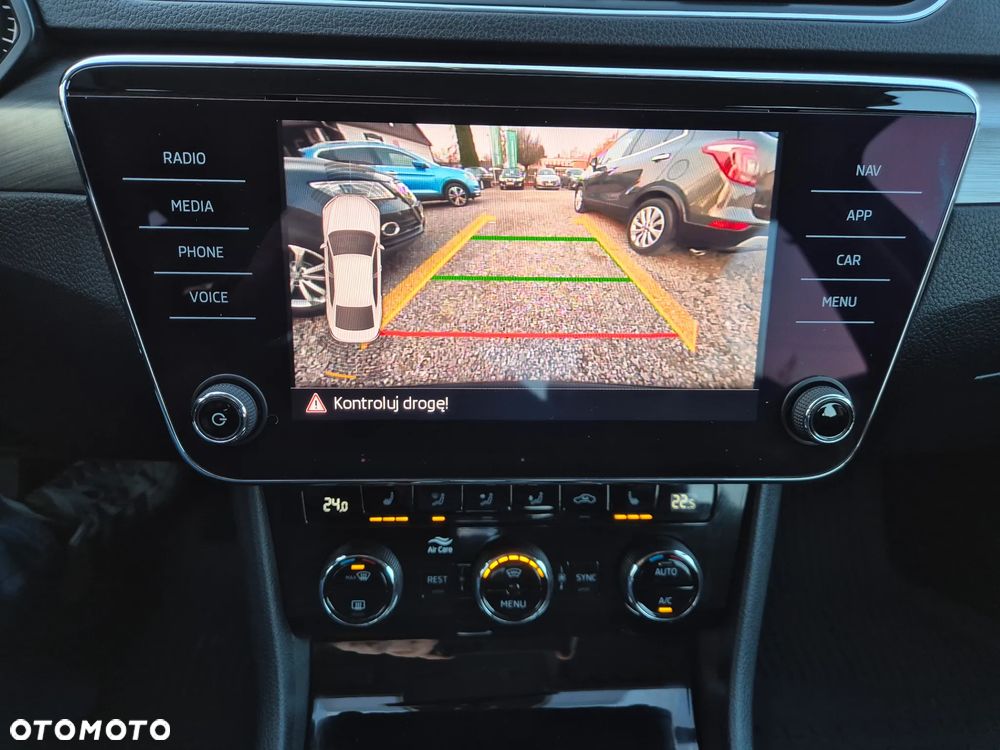 Skoda Superb 1.5 TSI ACT Style DSG - 25