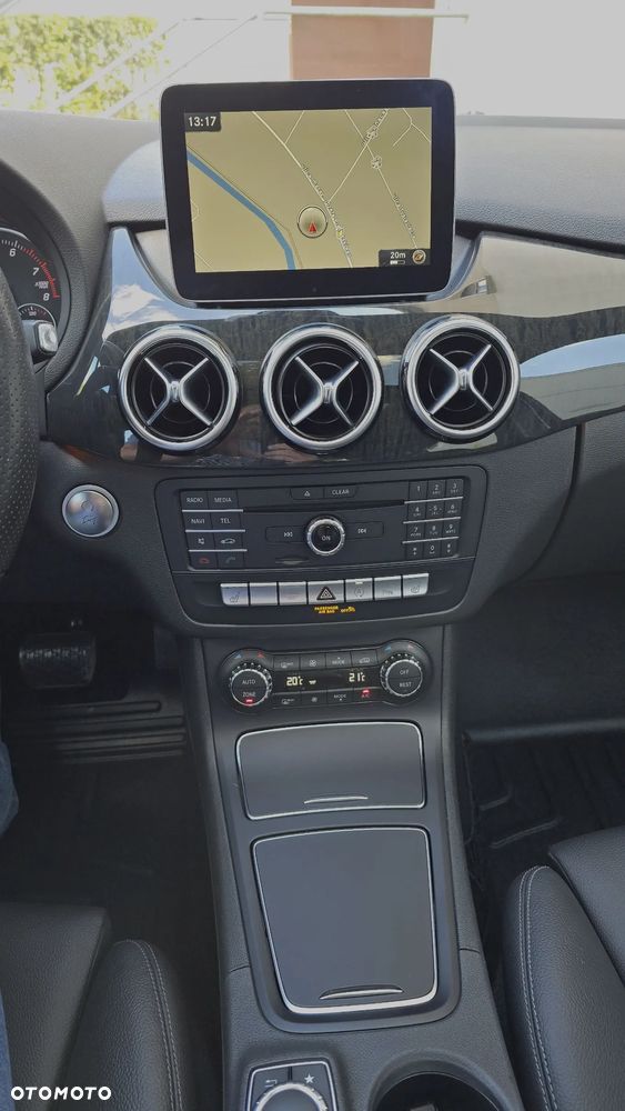 Mercedes-Benz Klasa B 250 4-Matic AMG Line - 9