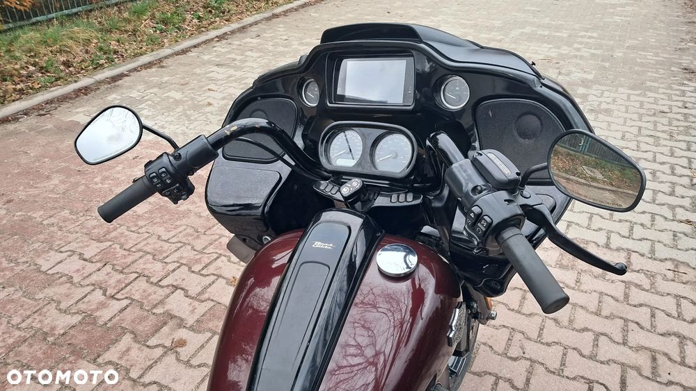 Harley-Davidson Touring Road Glide - 10