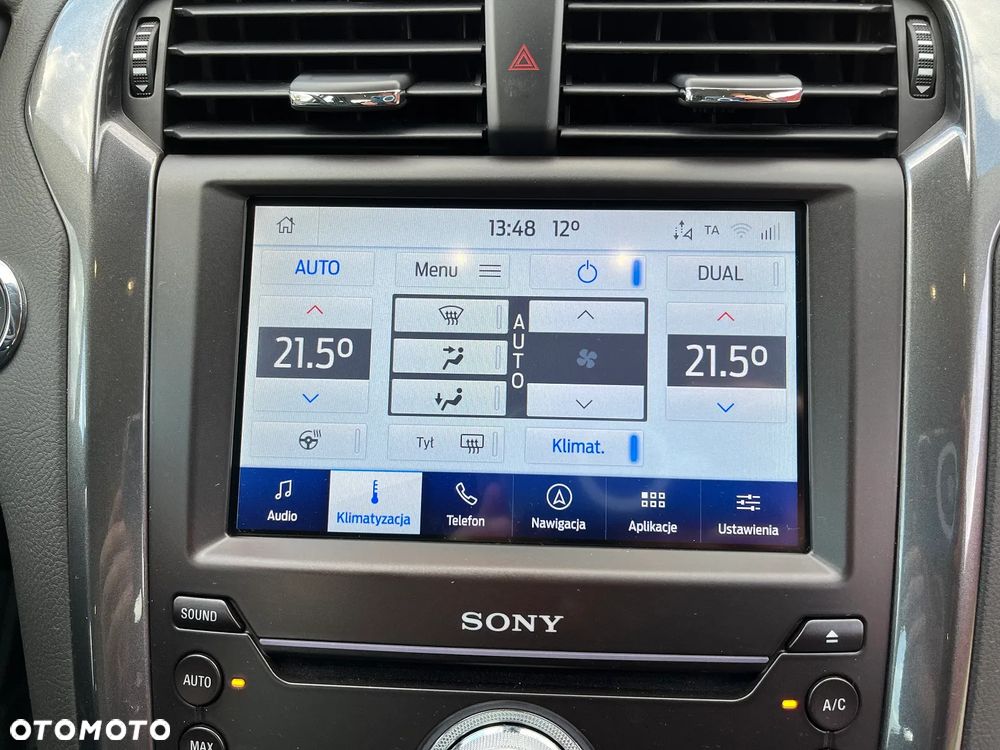 Ford Mondeo 2.0 EcoBlue Titanium - 24