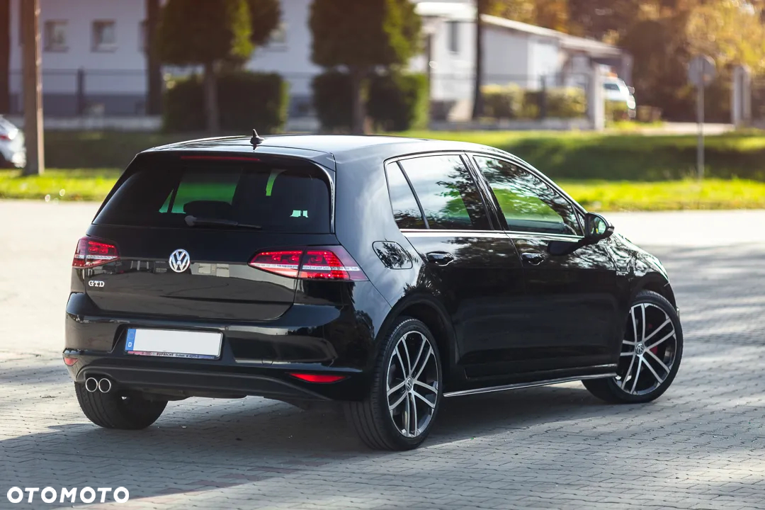 Volkswagen Golf GTD (BlueMotion Technology) - 12