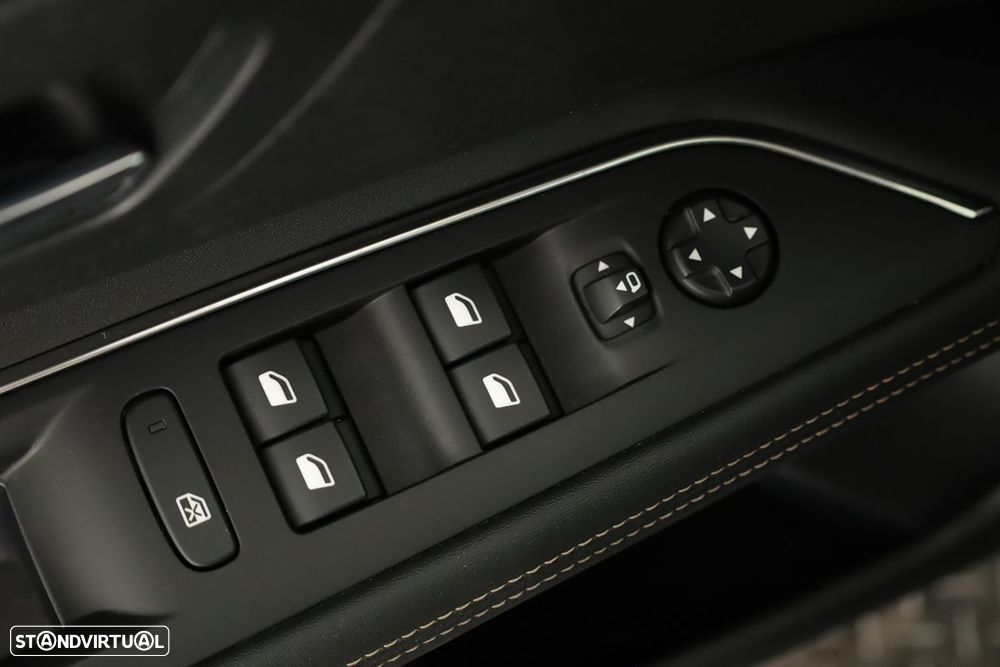 Peugeot 3008 1.2 Hybrid Allure Pack e-DCS6 - 21