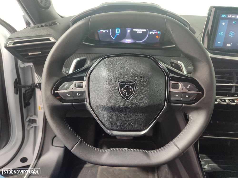 Peugeot 2008 1.2 Hybrid Allure e-DCS6 - 18