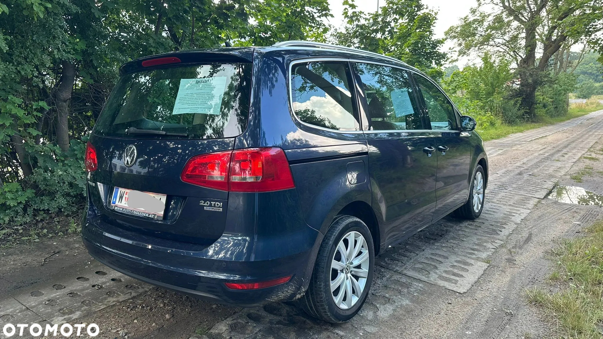 Volkswagen Sharan 2.0 TDI DSG BlueMotion Technology Highline - 4