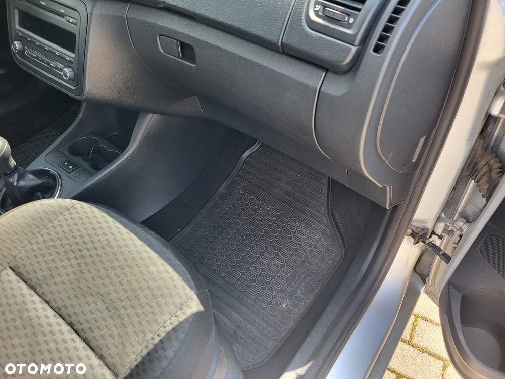 Skoda Fabia 1.2 TSI Active - 14