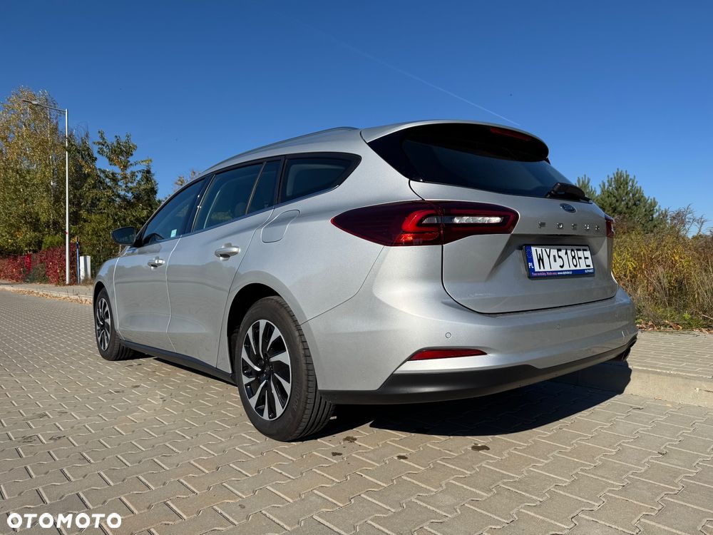 Ford Focus 1.0 EcoBoost Titanium - 1