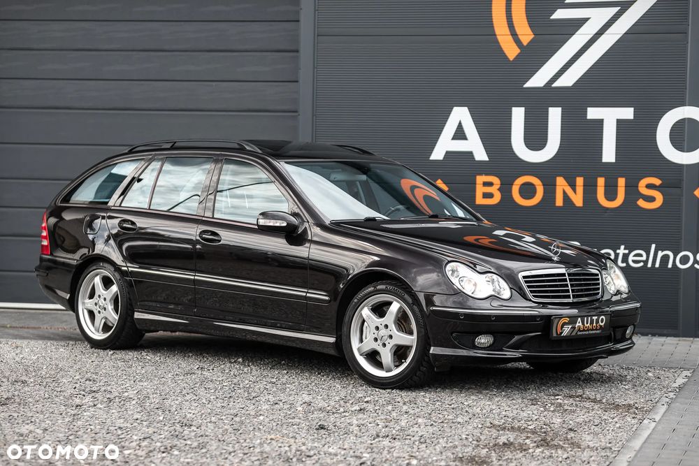 Mercedes-Benz Klasa C 32 T AMG - 2