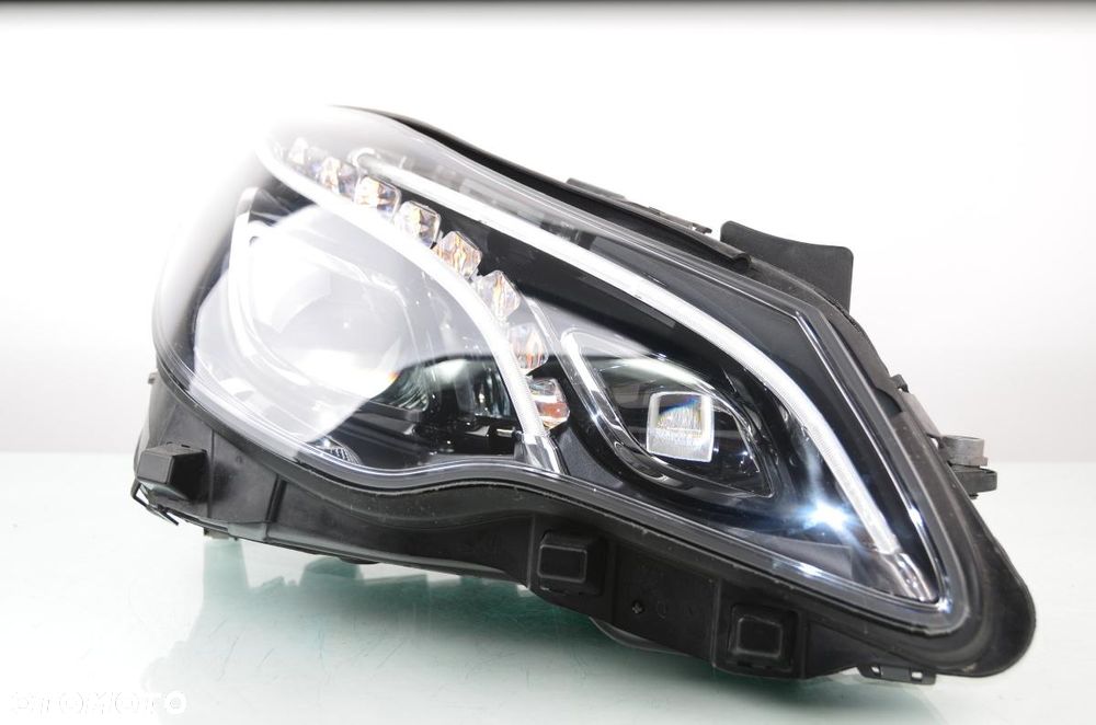 MERCEDES E-KLASA W207 FULL LED ILS A2079064000 Lewy Przedni Oryginał - 2